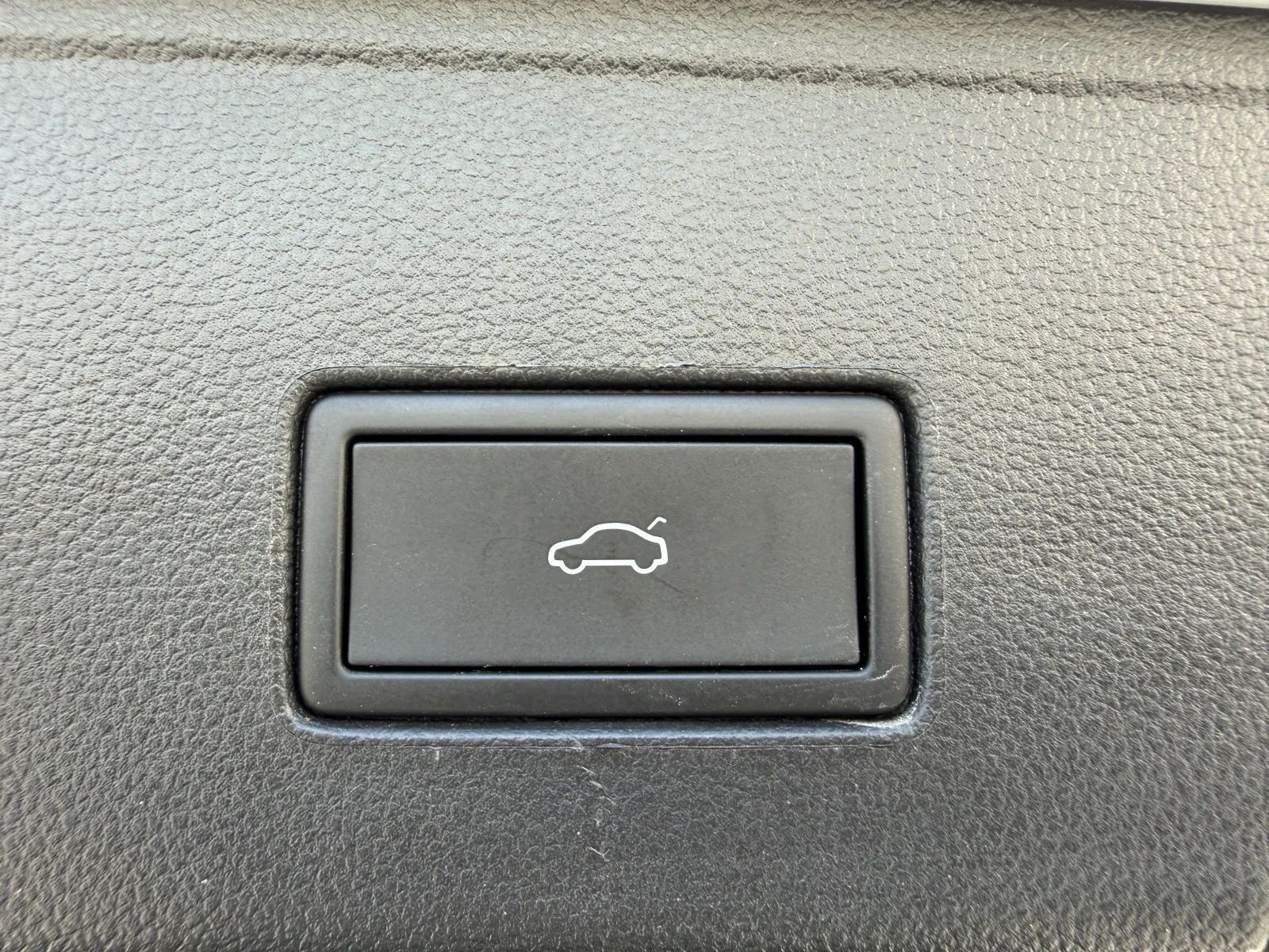 Main image 14