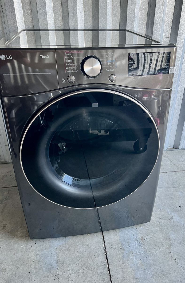LG Vented SMART Stackable Electric Dryer in Black Steel with TurboSteam and Sensor Dry Technology