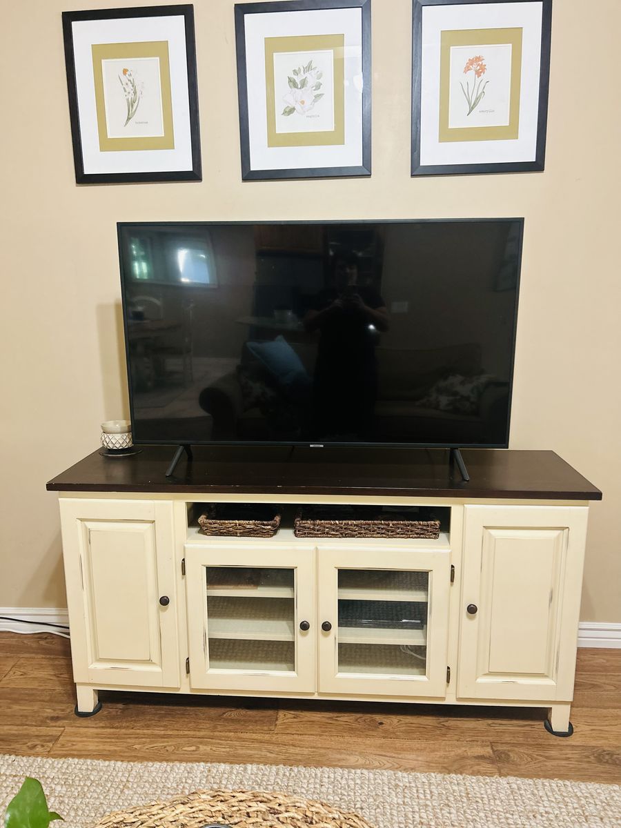 TV stand