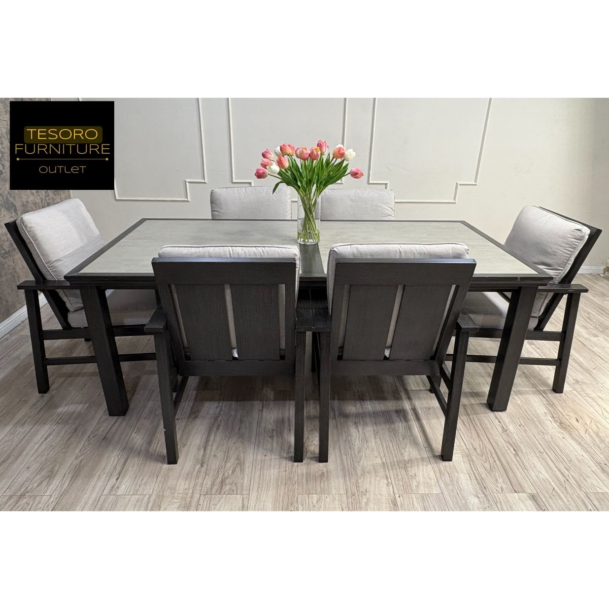 MODERN OUTDOOR DINING PATIO SET WE OFFER DELIVERY