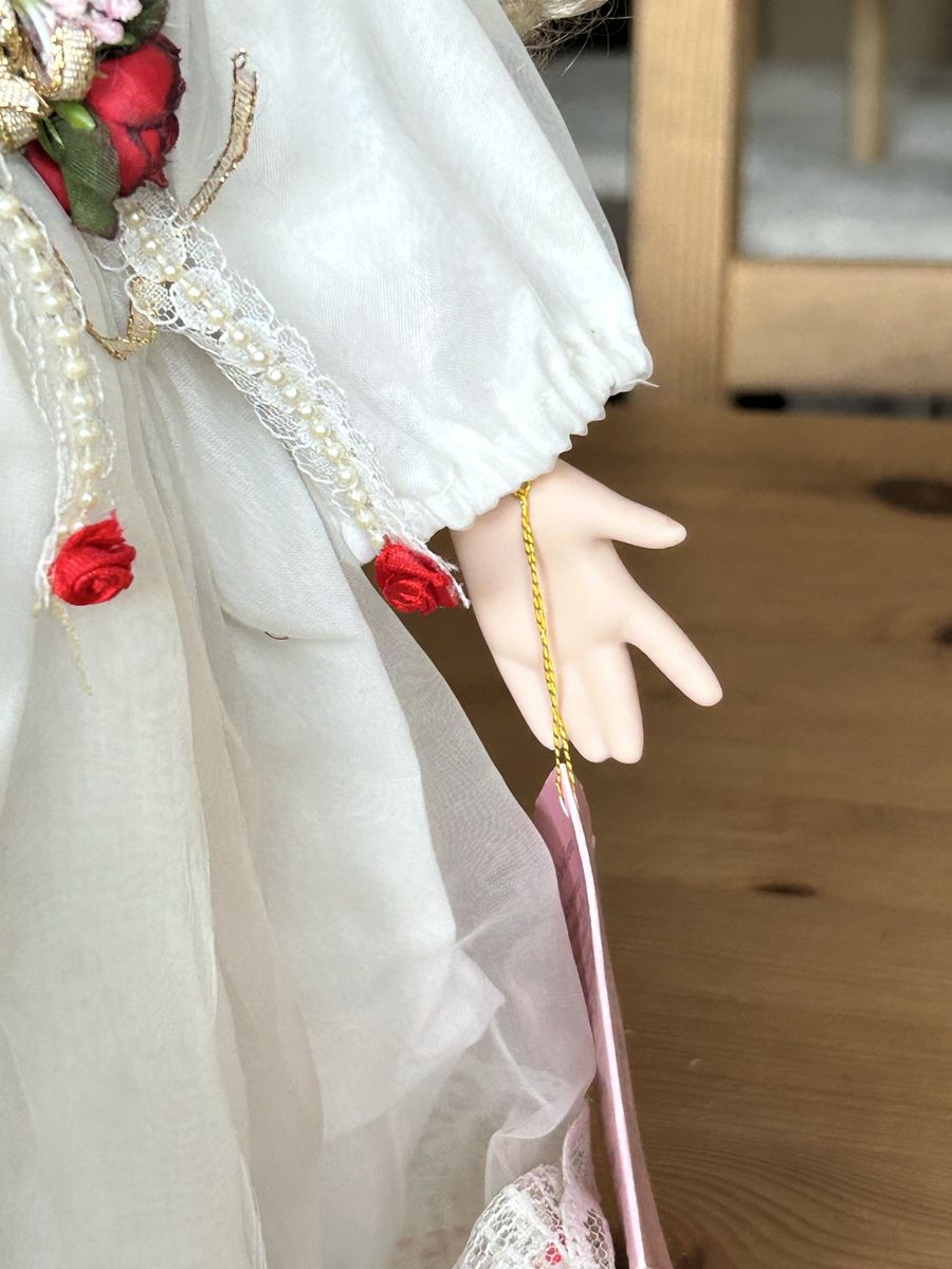 Main image 5