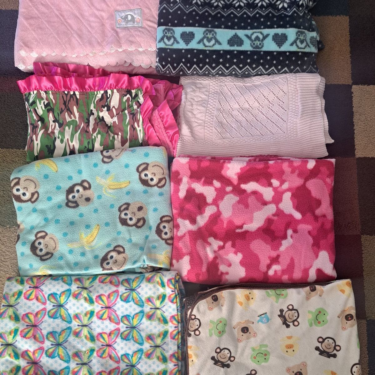 9 cute baby blankets and pillow