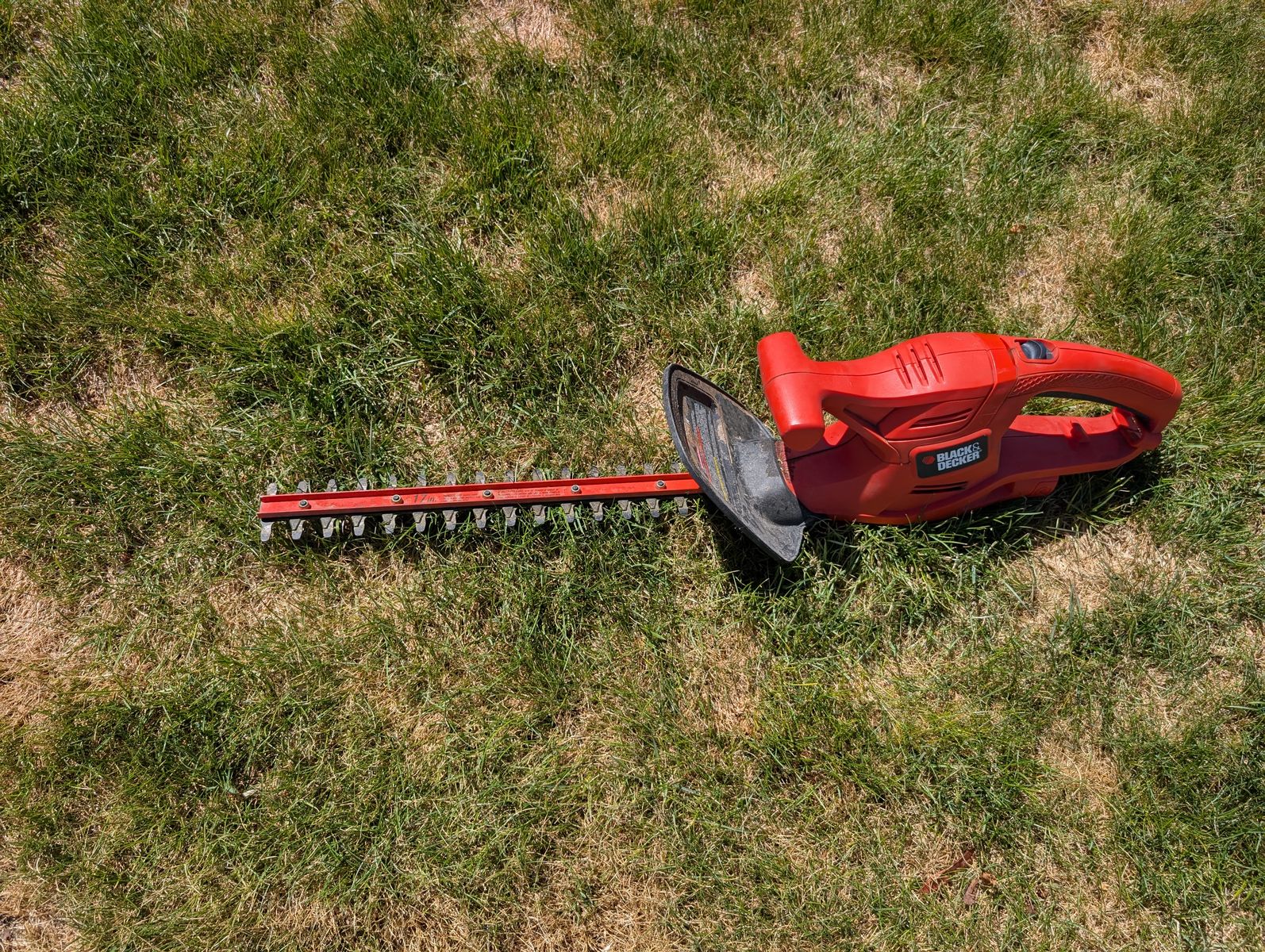 Black & Decker Hedge Trimmer