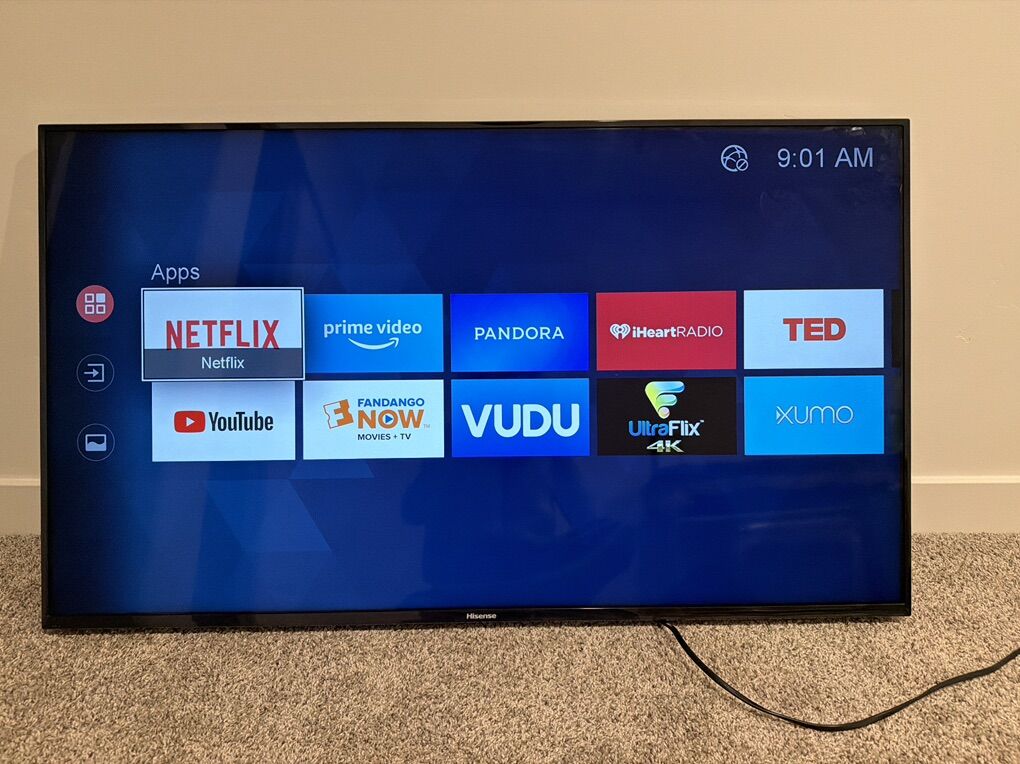 Hisense 40” Smart TV – Great Condition