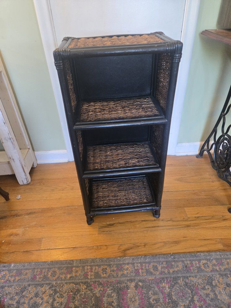 Black Wicker & Wood 3-Tier Storage Shelf Unit - Versatile Stand for Home Decor