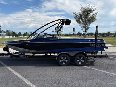 2009 Malibu Response LXi – Low Hours (496 hrs) – 350 HP Monsoon – Fully Loaded