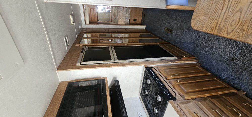 Main image 12