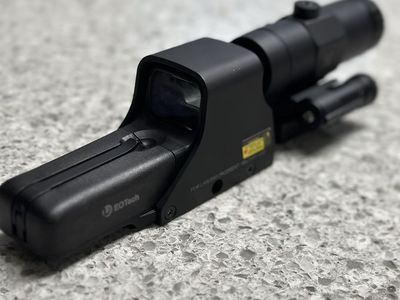 EoTech Holigraphic Sight + Vortex 3x Magnifier