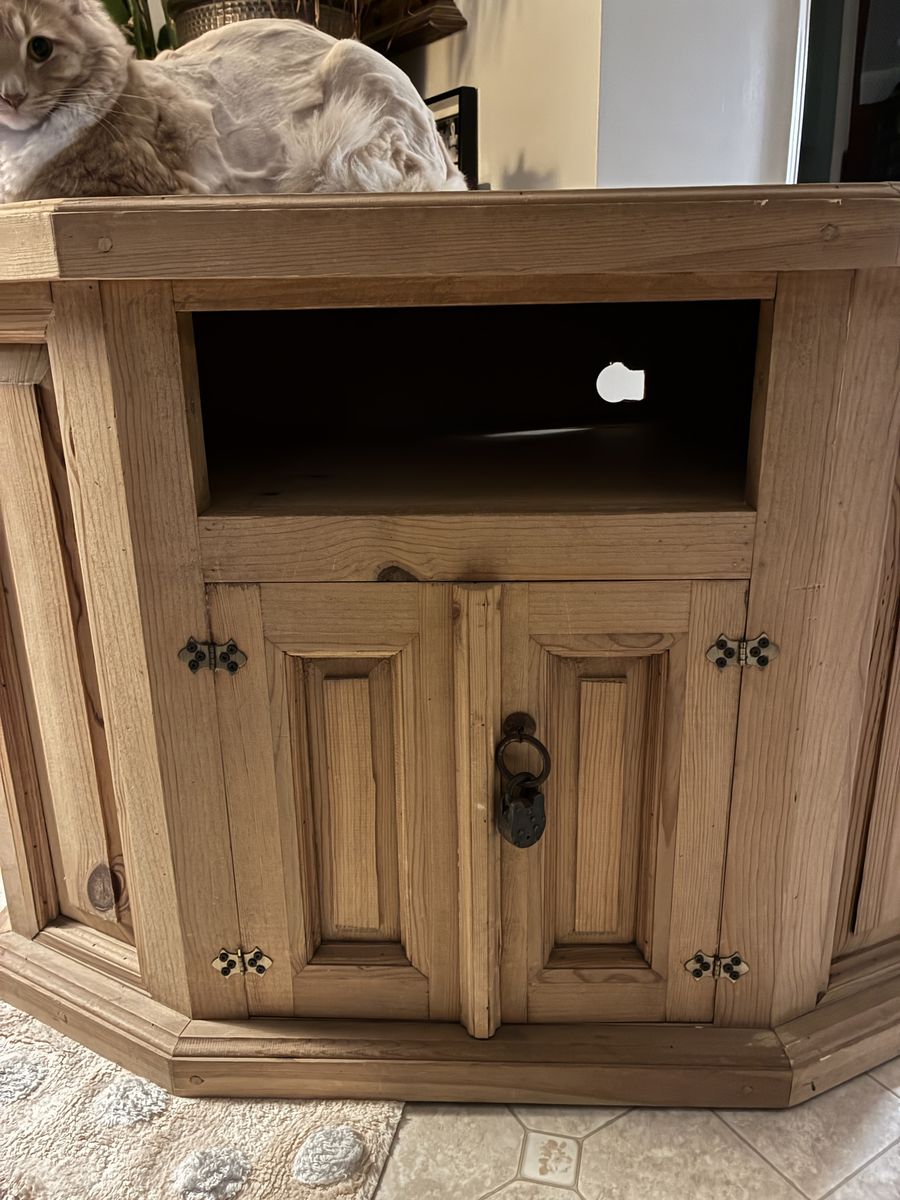 Rustic Solid Wood TV Stand Cabinet with Storage