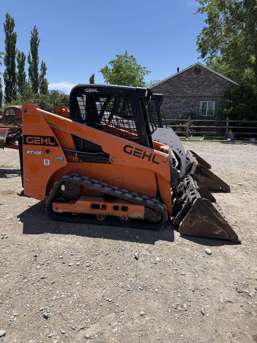 Skid steer