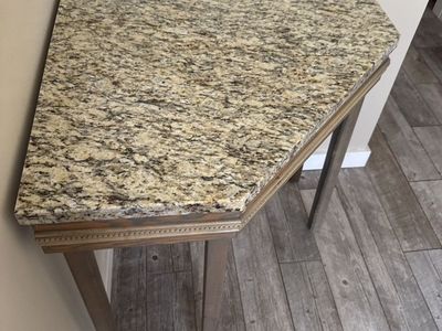 Marbel Corner Table