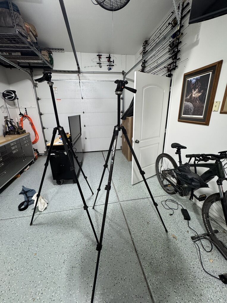 Manfrotto Carbon Fiber Tripod