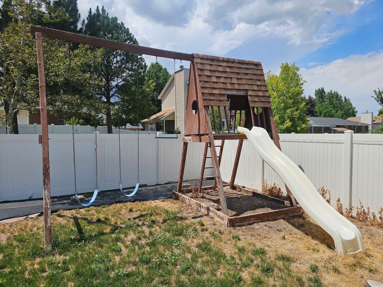 Main image 6
