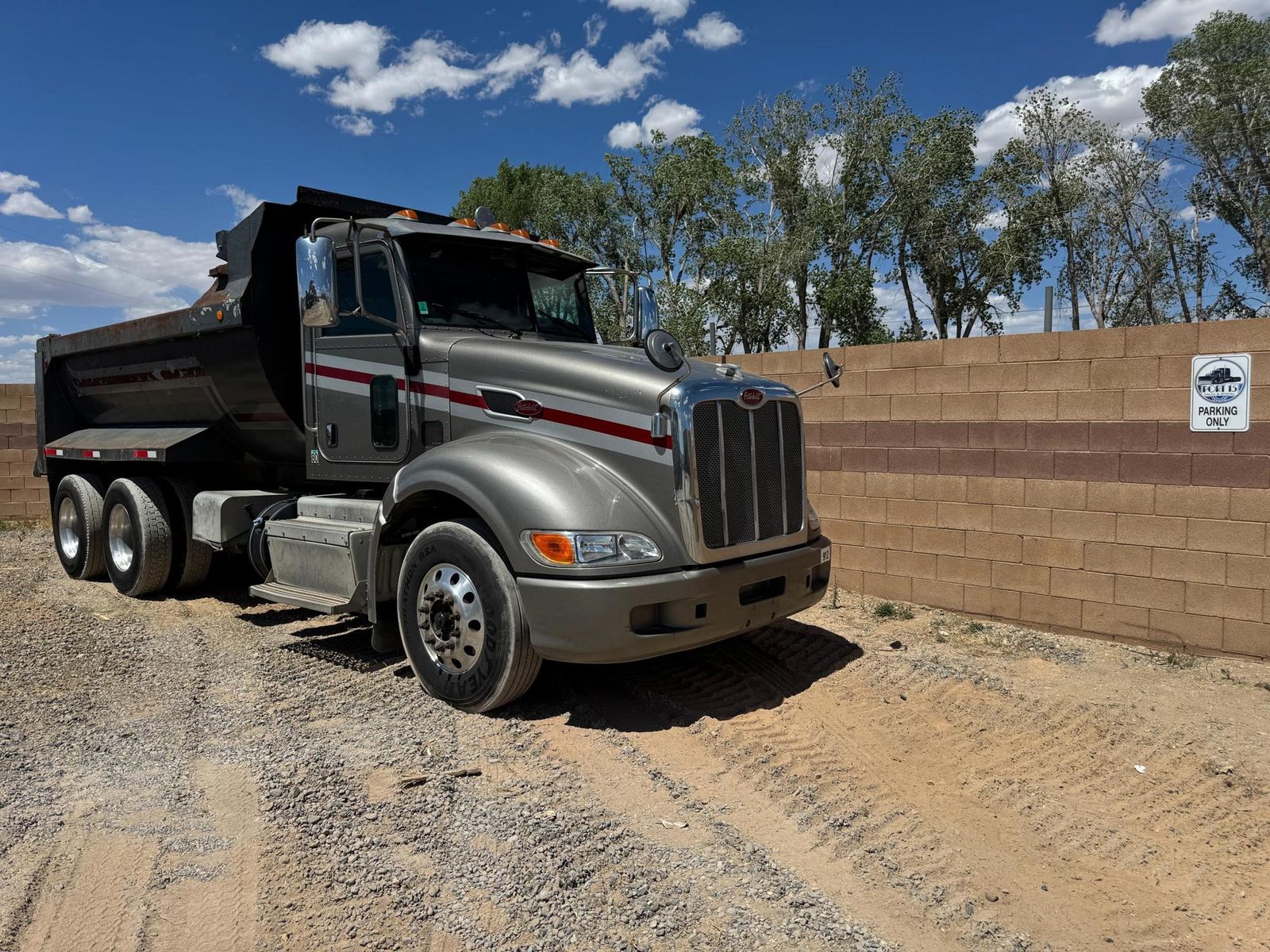 2012 Peterbilt 386 6X4 Tandem Axle Dump Truck