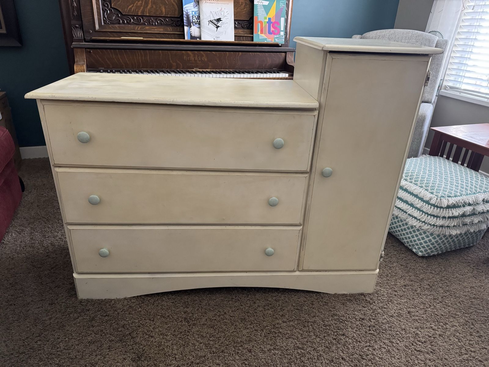 Dresser