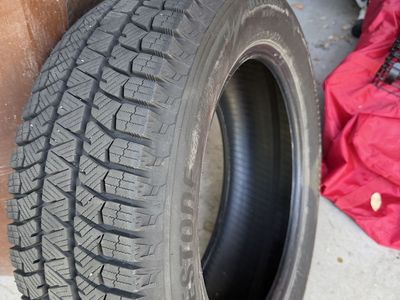 Bridgestone Blizzak 205/60R16 92H Snow Tires - Excellent Tread (Set of 4)