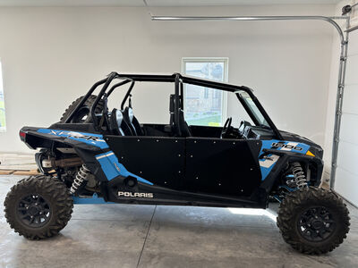 RZR XP4 1000 - Only 1400 Miles