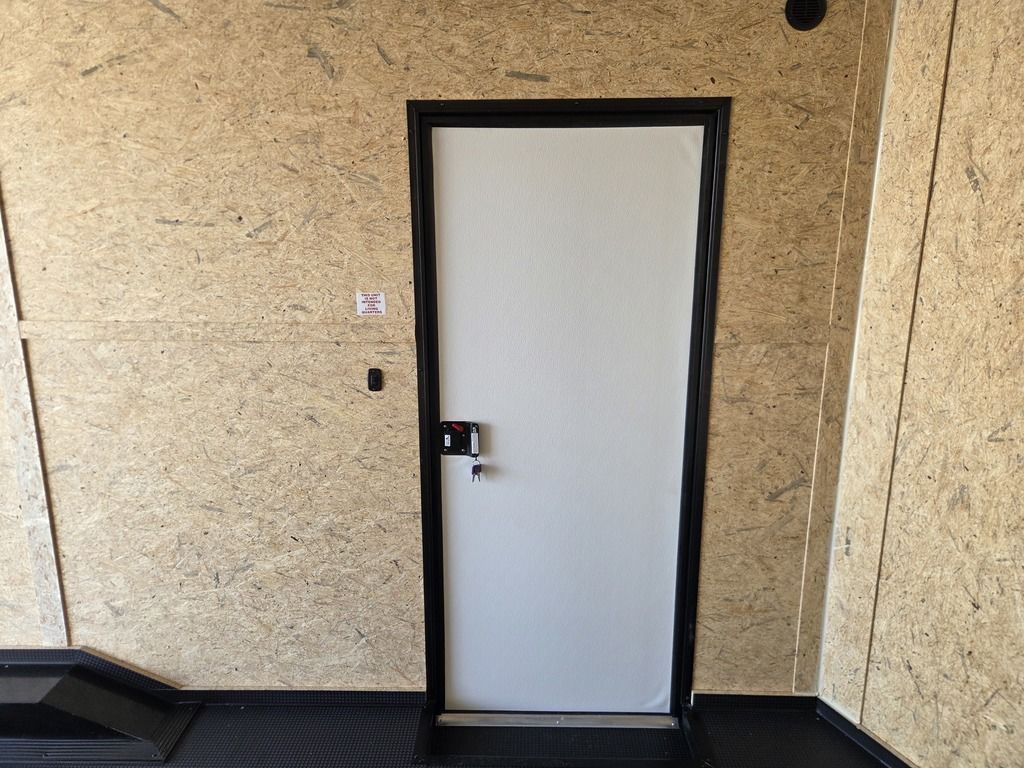 Main image 33
