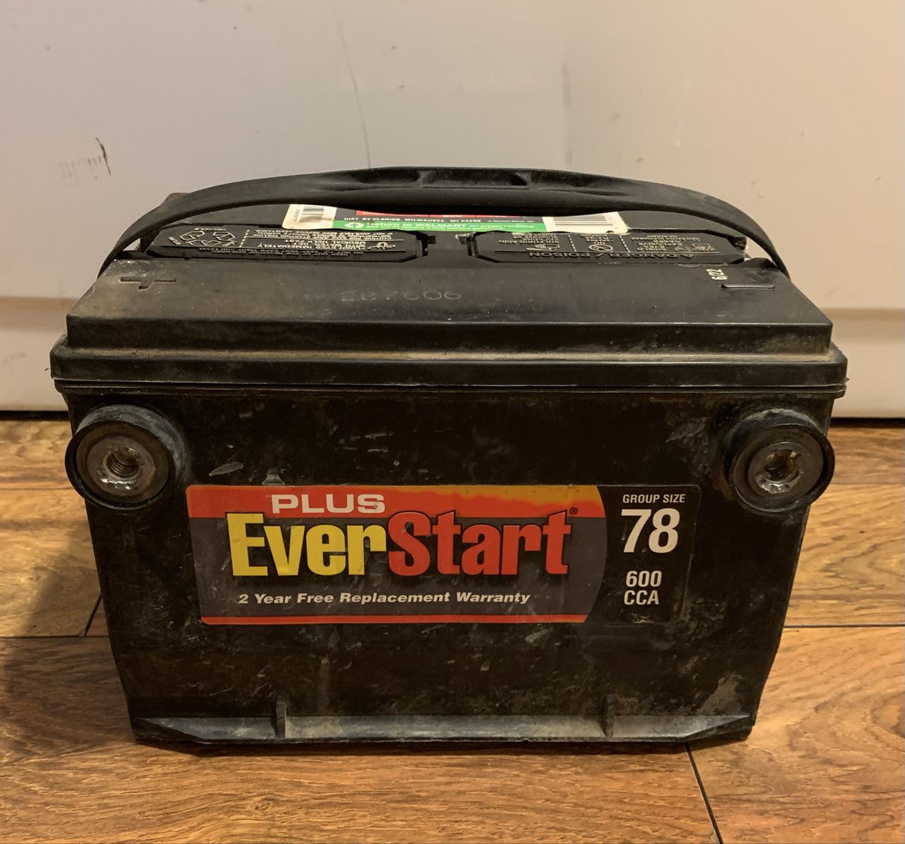 Automotive battery group 78 EverStart 78-3