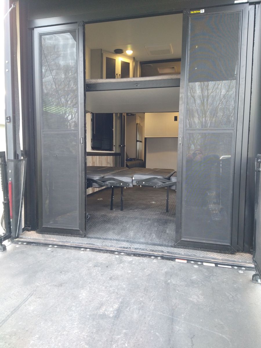 Main image 27
