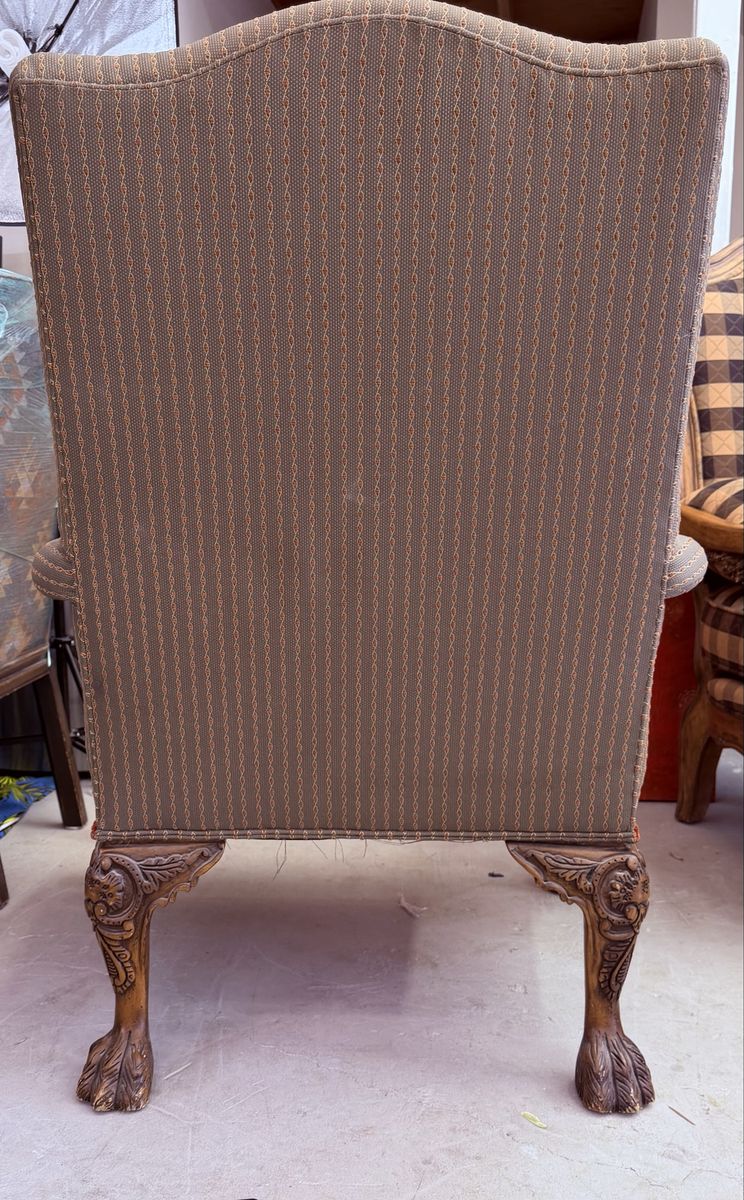 Main image 3