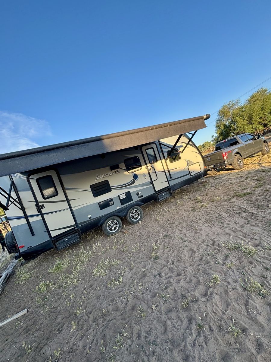 Aerolite Zero Gravity Travel Trailer Bumper Pull RV - Ready for Adventure!