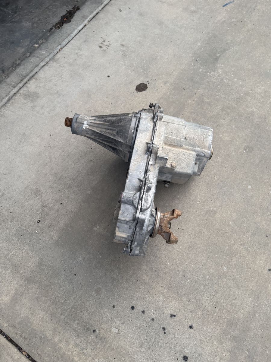 NP 208 Transfer Case
