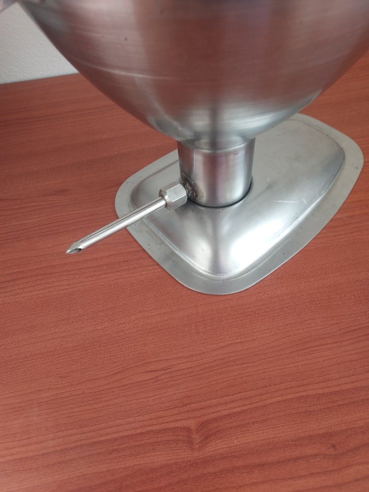 Main image 3
