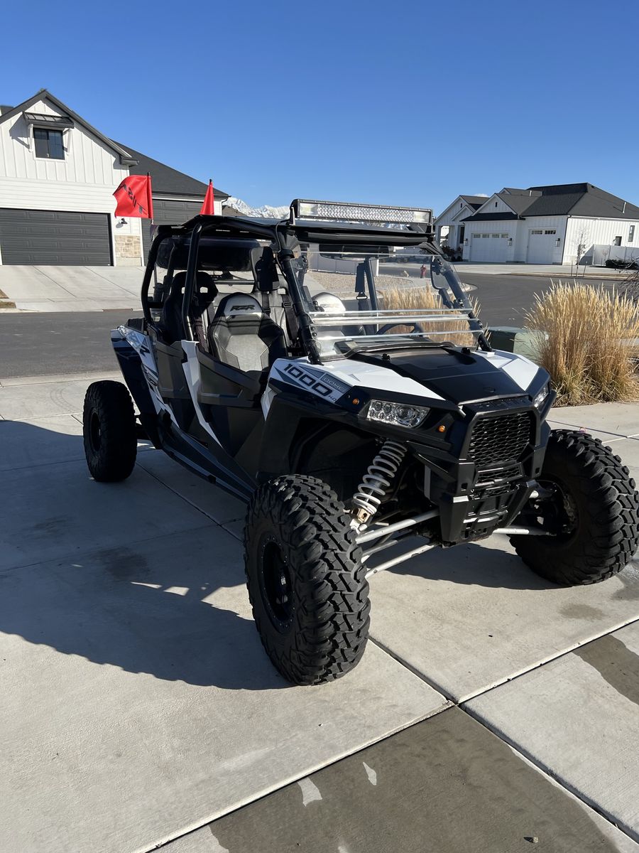 2015 Polaris RZR 1000 xp4