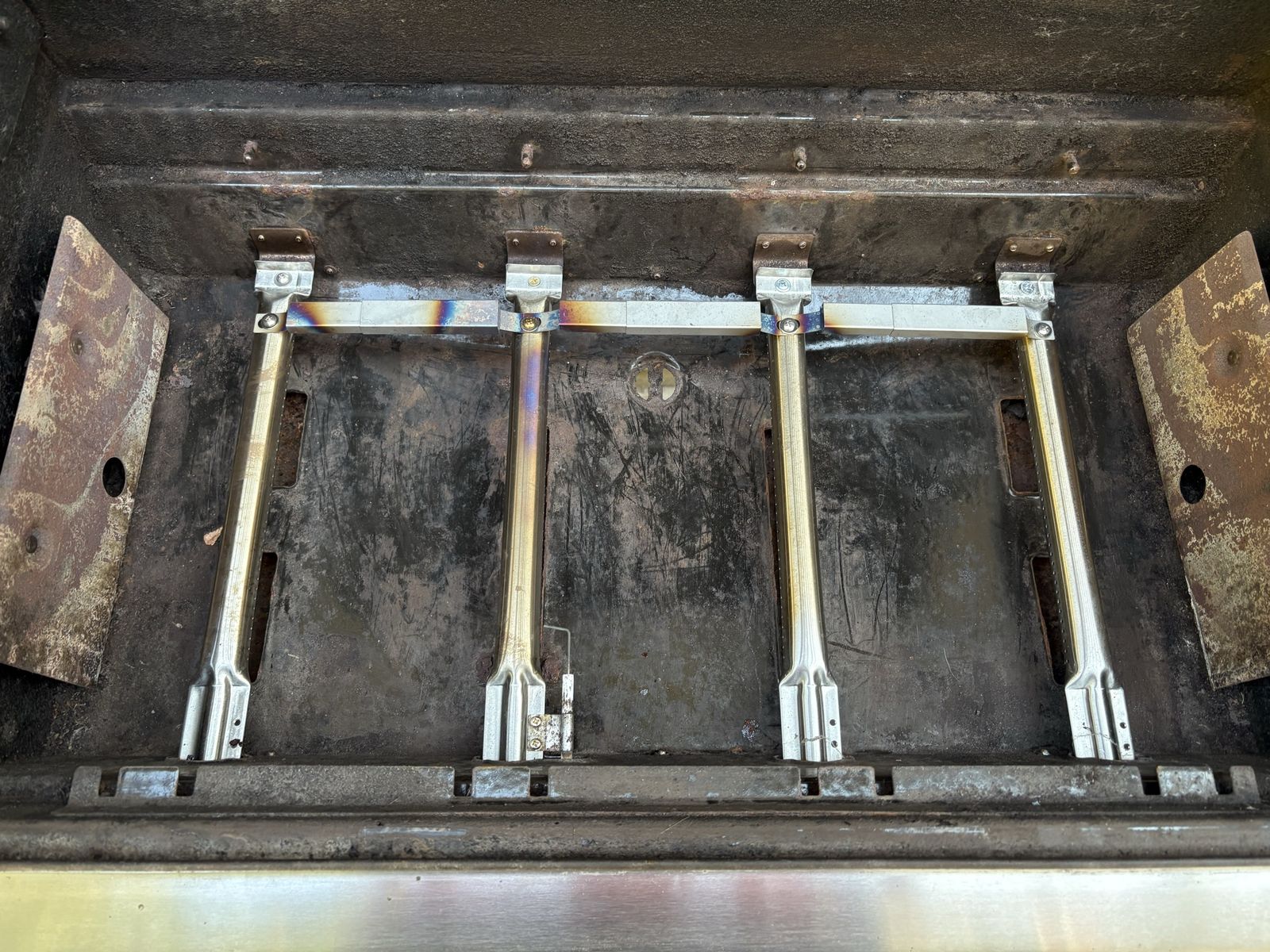 Main image 4