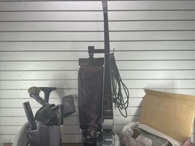KIRBY G5D VACUUM CLEANER WITH ACCESSORIES AND SHAMPOO KIT #WCP031536