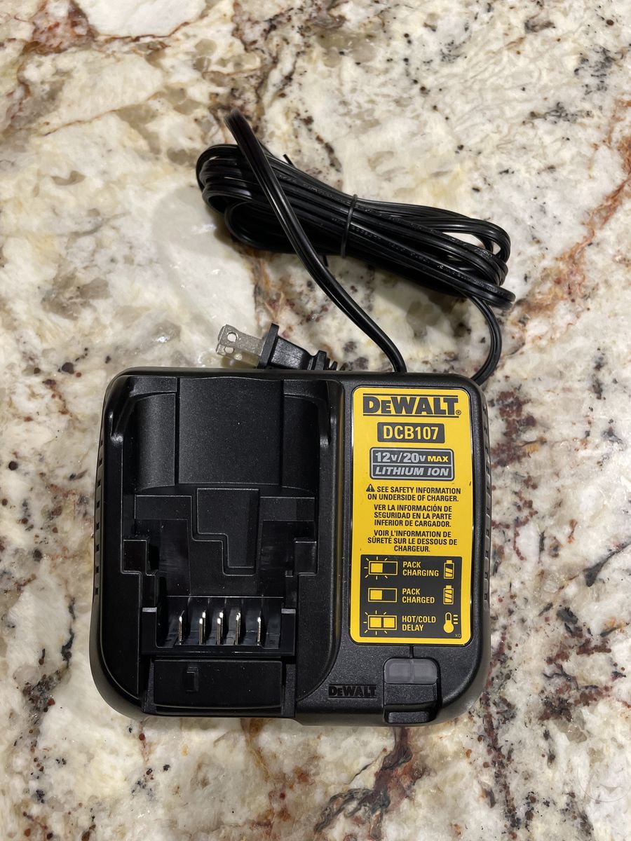 DeWalt 12V/20V Charger