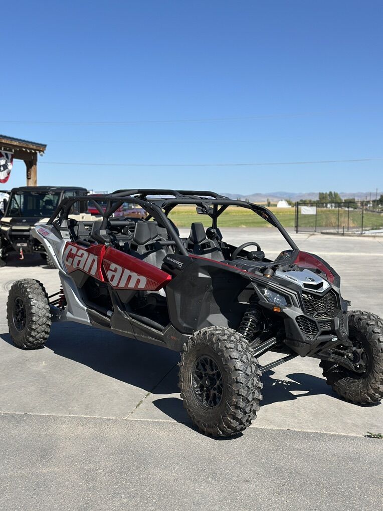 2025 Can-Am X3 RS Turbo