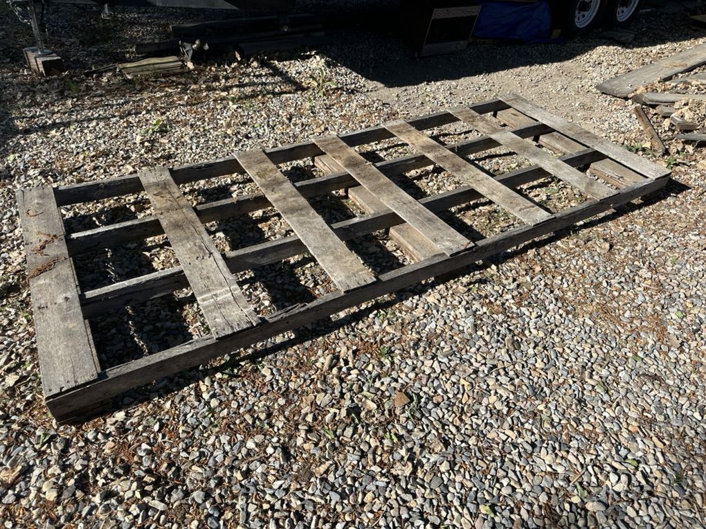 Large Heavy Duty Pallet 4x10