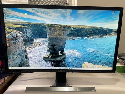 Samsung 4K Monitor