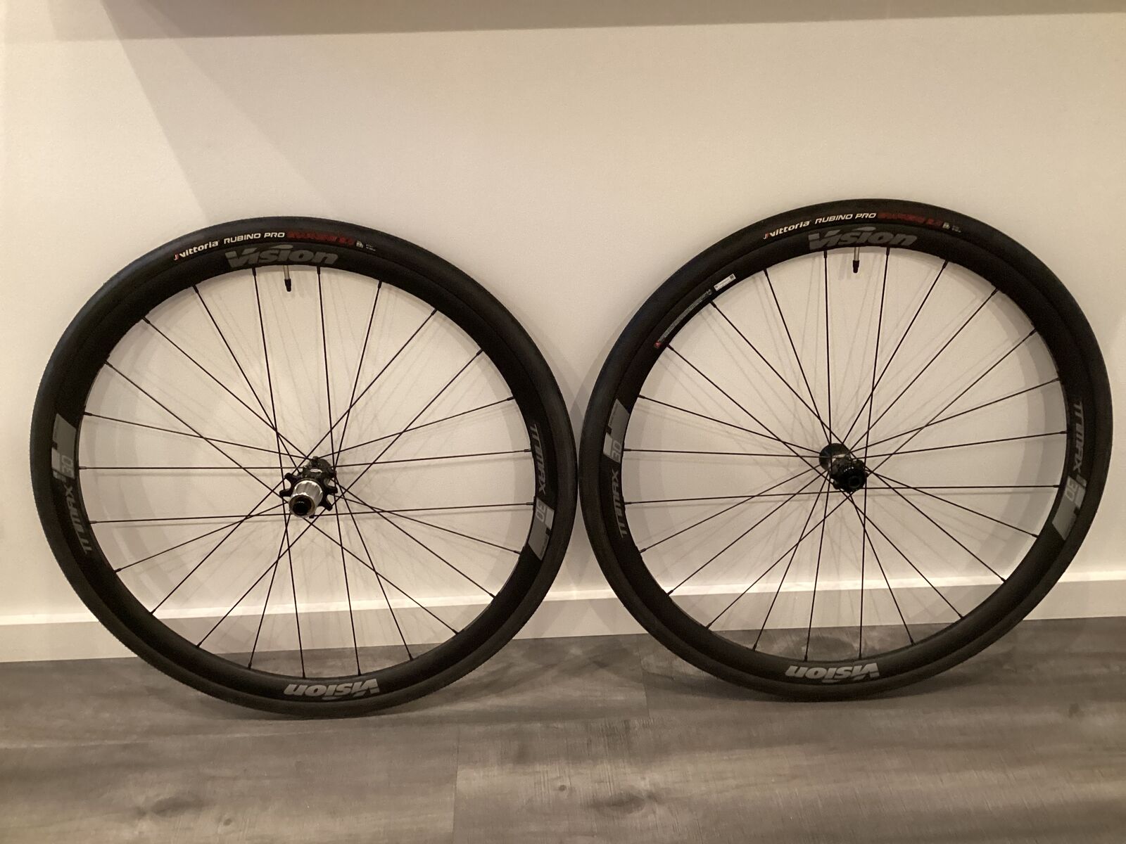 Vision TriMax 30 TLR Disc Al Wheelset