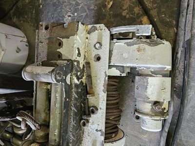 Vintage Winch like an 8274 Warn
