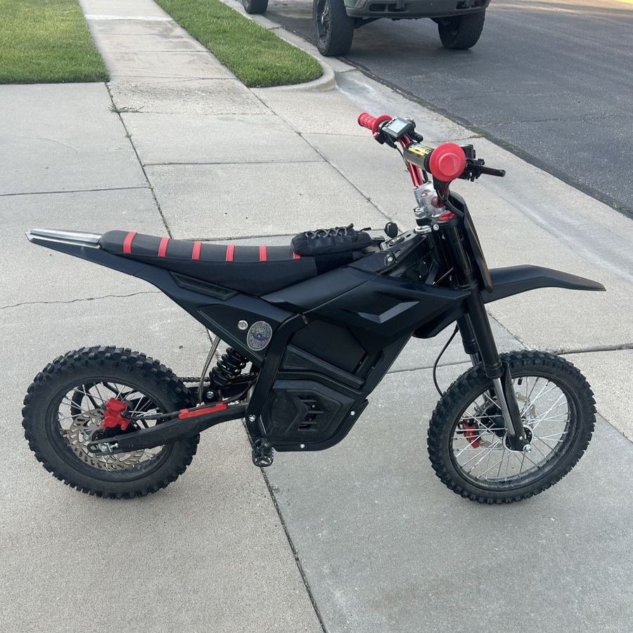 Valtinsu EM5 3500W 45MPH Electric Dirt Bike - Full Suspension, New Tire, Upgraded Bars