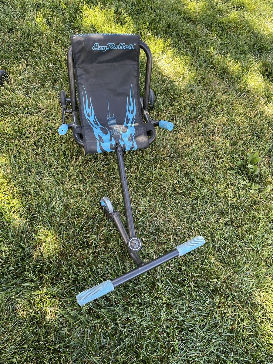 EzyRoller Classic Ride-On Toy - Black and Blue