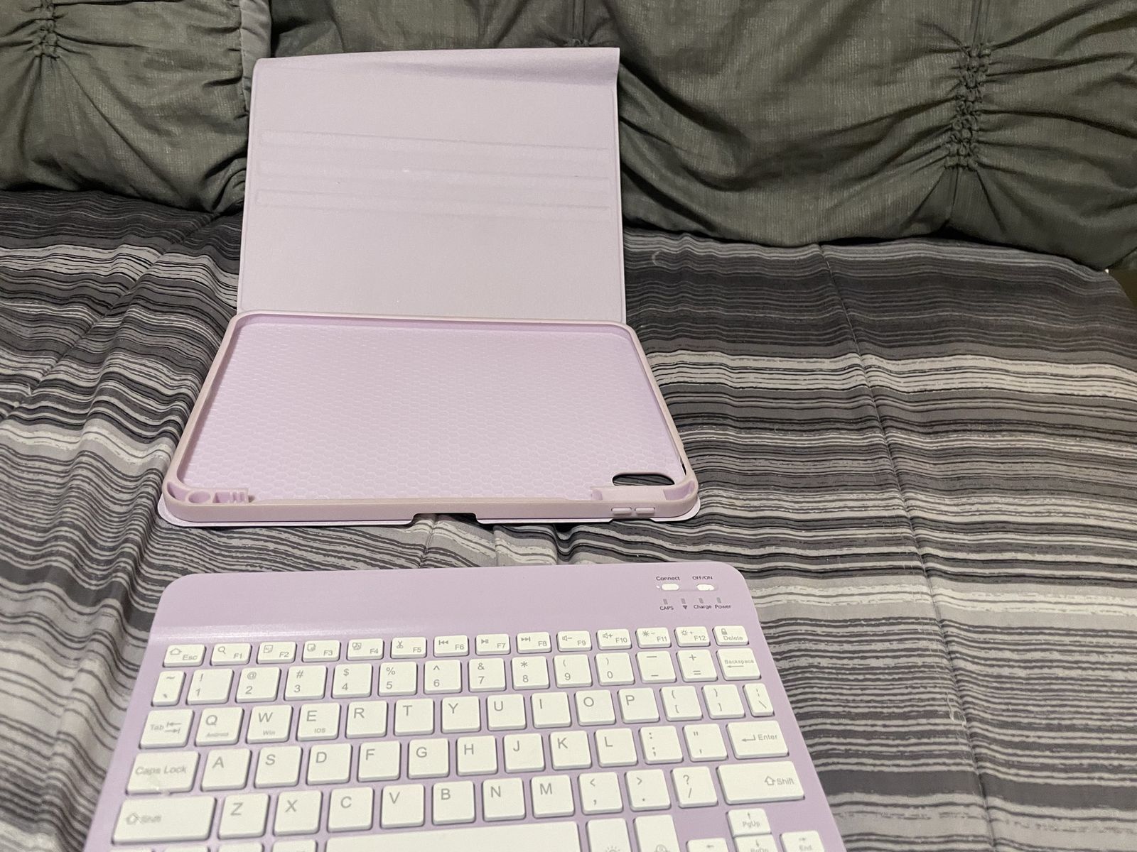 Hamile 11th and 10th Generation Cover and Keyboard