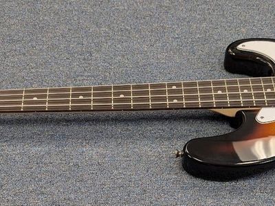 Squier Sonic Precision Bass Guitar - 2-color Sunburst with Maple Fingerboard
