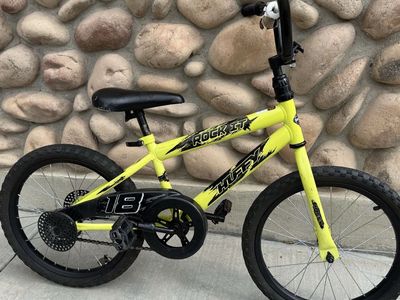 Huffy Rock It 18" Kids Bike - Neon Yellow (Pickup in Lehi or Provo)