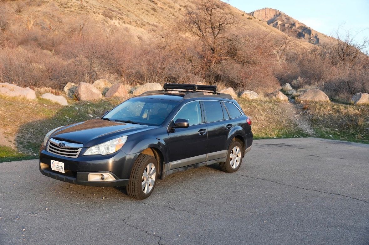2010 SUBARU OUTBACK 3.6R Premium