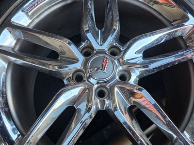 OEM Chrome Corvette 20-Inch Wheel and Michelin Pilot Sport Tires