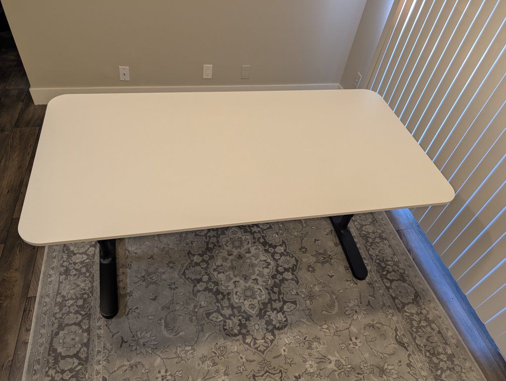 IKEA Bekant Desk