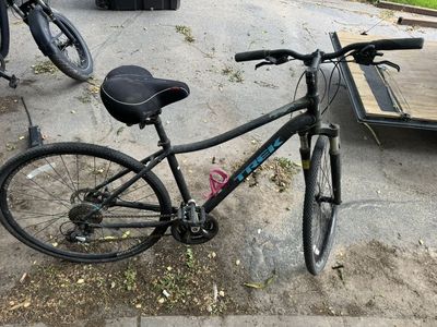 Trek Dual Sport Womens Bike - 18