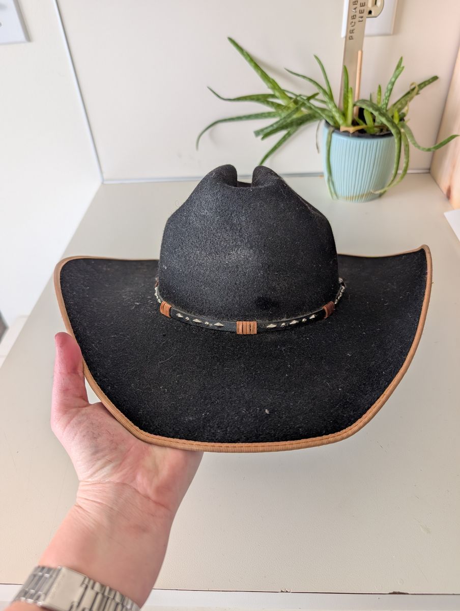 Resistol cowboy hat, black w/tan trim