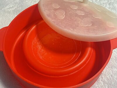 Microwaveable Popcorn Popper