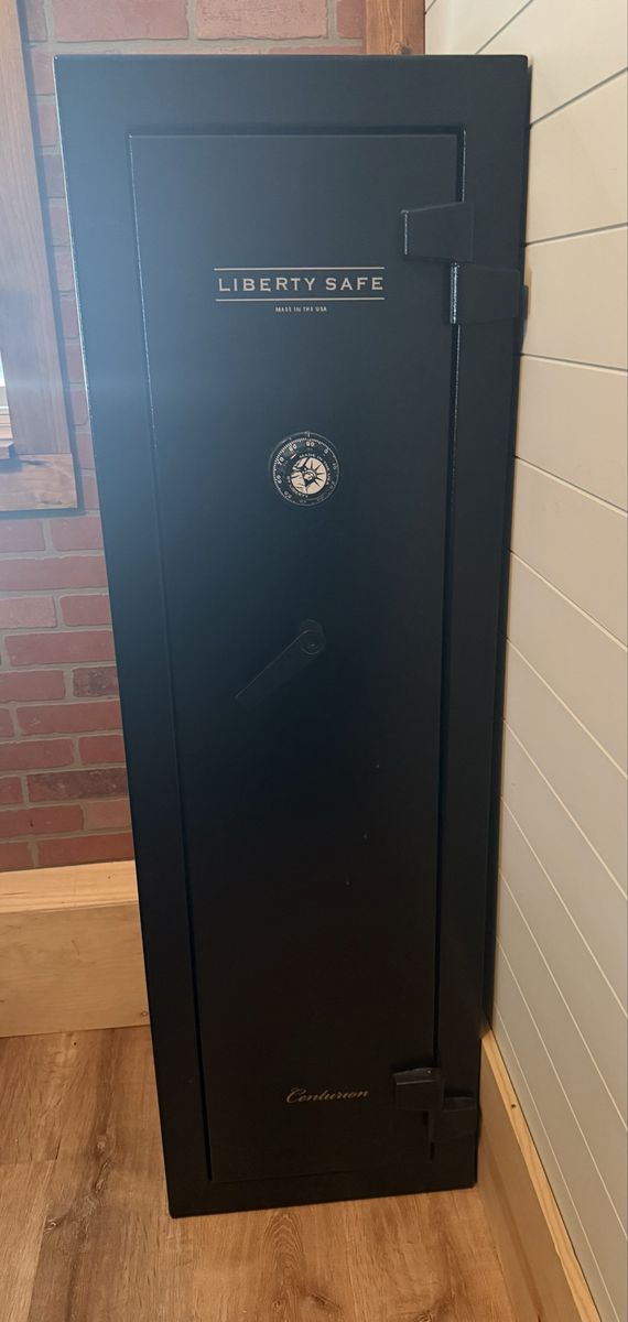 Liberty Safe Centurion 12 Gun Safe - Black, Made in USA $300.00 OBO