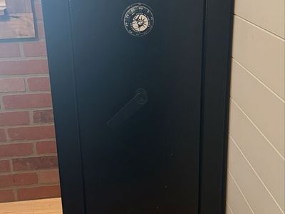 Liberty Safe Centurion 12 Gun Safe - Black, Made in USA $300.00 OBO